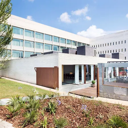 Innside By Melia Barcelona Aeropuerto 4* אל פראט דה לוברגאט