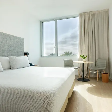 Innside By Melia Barcelona Aeropuerto 4* El Prat de Llobregat