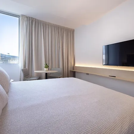 Innside By Melia Barcelona Aeropuerto Hotel 4*