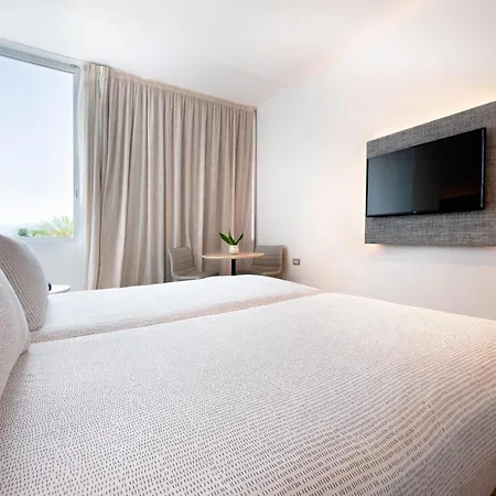 Hotel Innside By Melia Barcelona Aeropuerto 4*