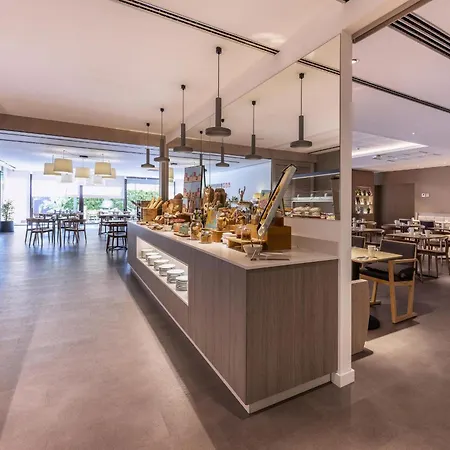 Innside By Melia Barcelona Aeropuerto 4* El Prat de Llobregat