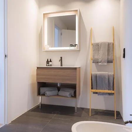 Innside By Melia Barcelona Aeropuerto Hotel 4*