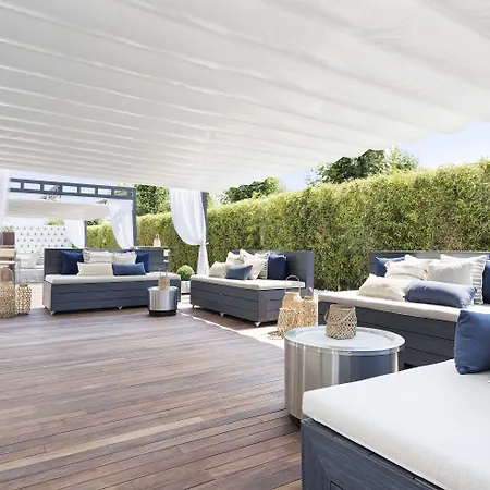 Innside By Melia Barcelona Aeropuerto מלון